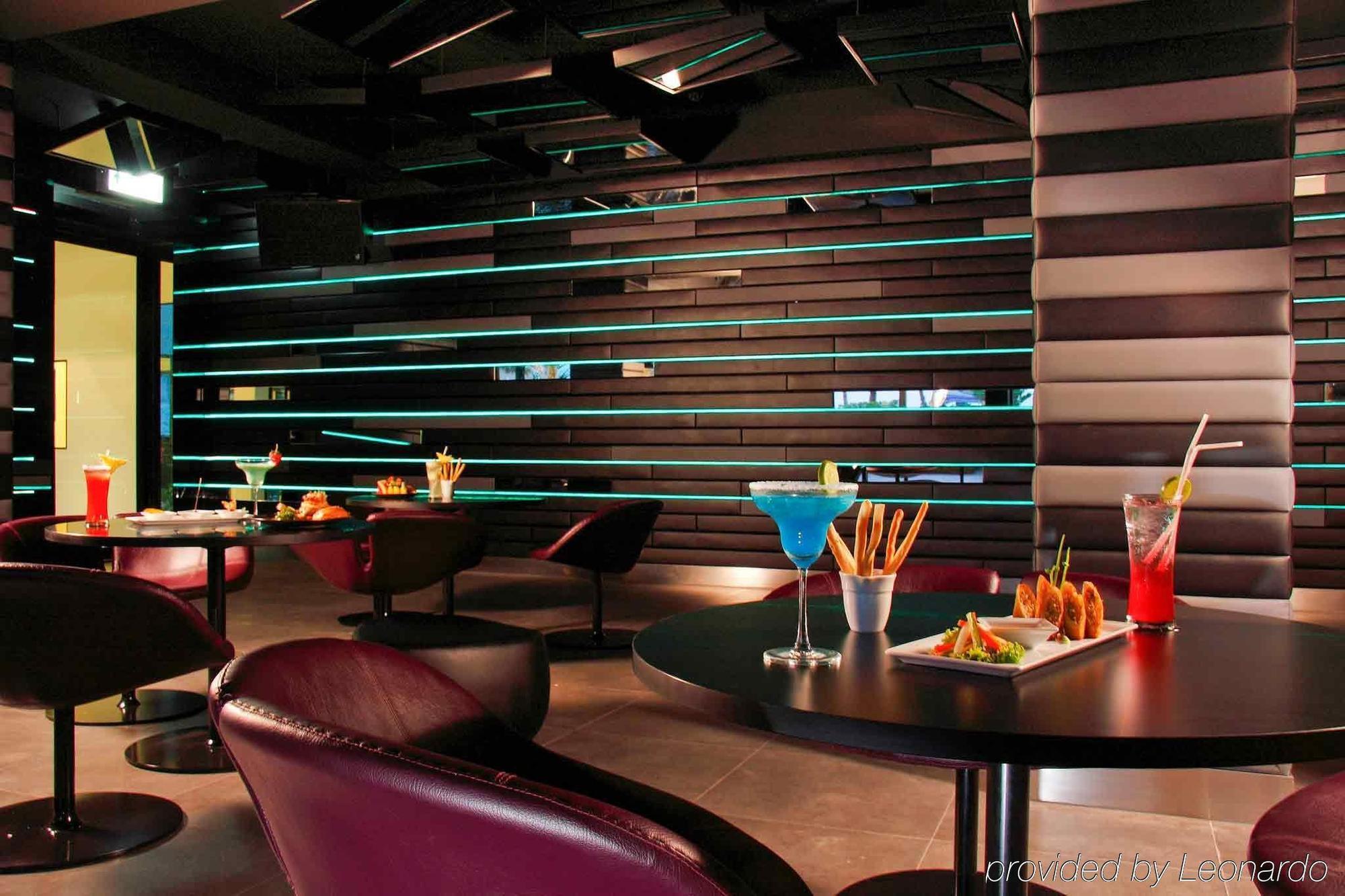 B - Lay Tong Resort Phuket Restaurant foto
