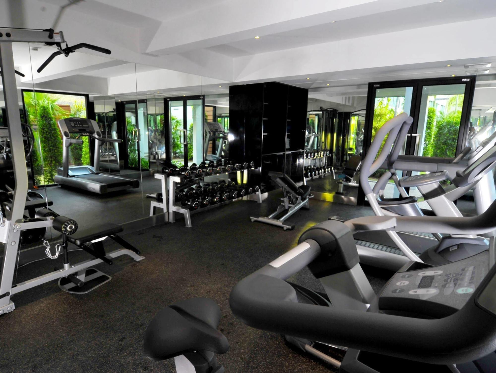 B - Lay Tong Resort Phuket Exterior foto